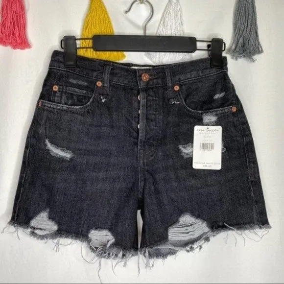 Free People NWT Makai Distressed Cut-Off Shorts in Black