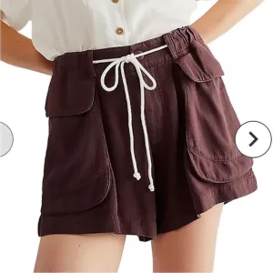 Free People Off-Shore Utility Shorts. Size Small. Burgundy Color. NWT.