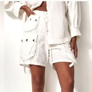 Free people parachute shorts sz medium  white
