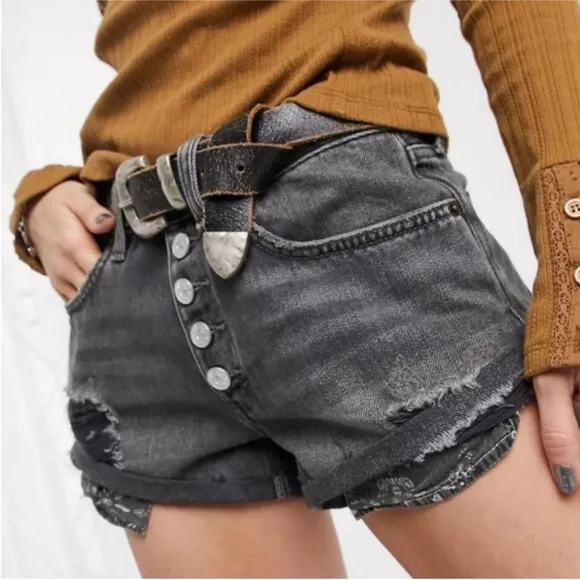 FREE PEOPLE Romeo Rolled Cut Off Shorts Size 29
