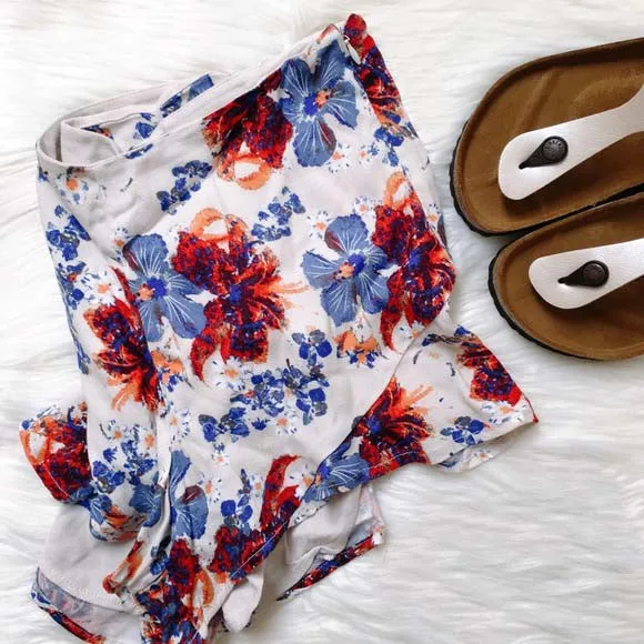 Free People Sand Dollar Shorts