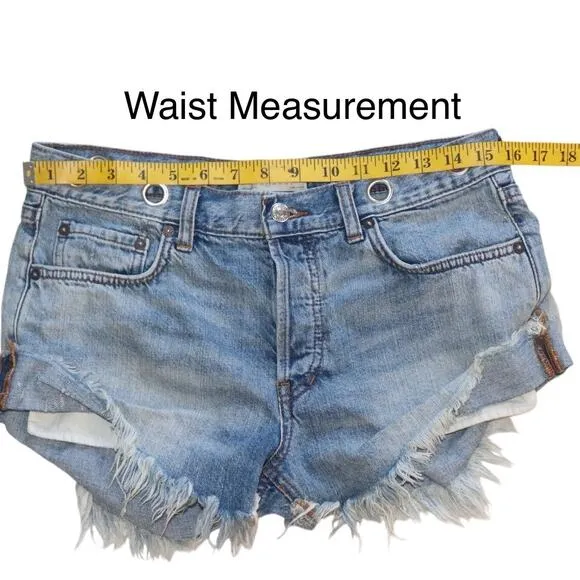 Free People Sashed &amp; Relaxed Cutoff Denim Shorts Size 27