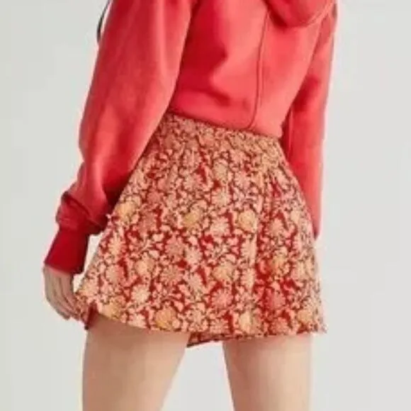 Free People Say It's So Cotton Shorts In Pink Floral Combo Size Small