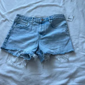 Free People short