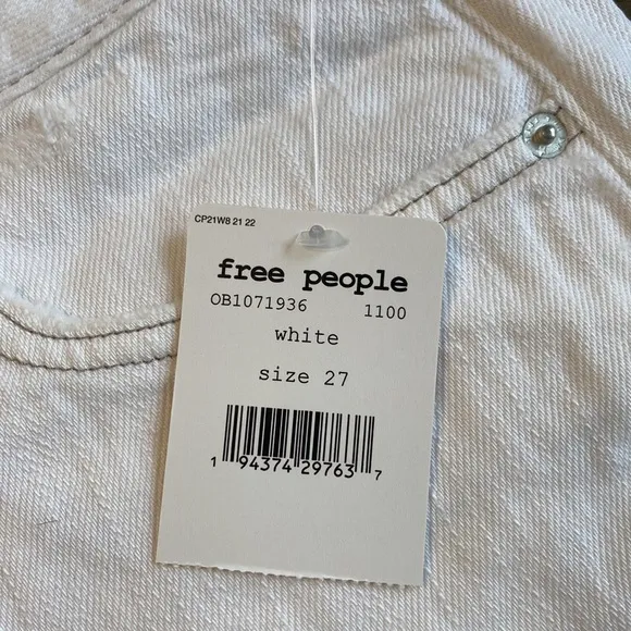 Free People Shorts size 27‎ NWT