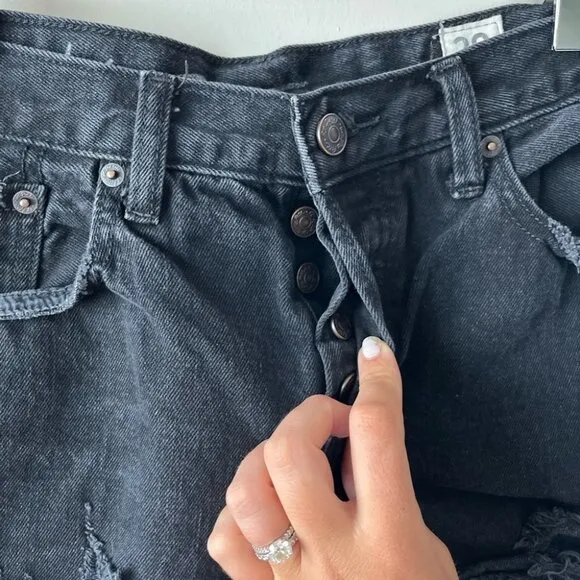 Free People We The Free Black Denim Cutoff Distressed Women’s Shorts Size 29​