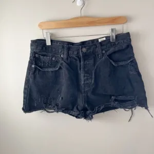 Free People We The Free Black Denim Cutoff Distressed Women’s Shorts Size 29​