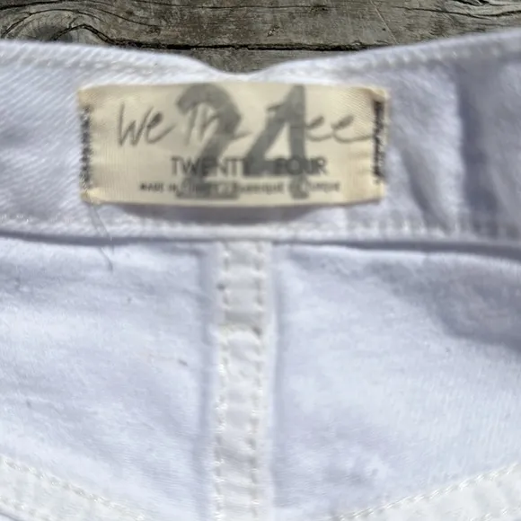 🆕Free People we the free button fly distressed cutoff shorts optic white  24