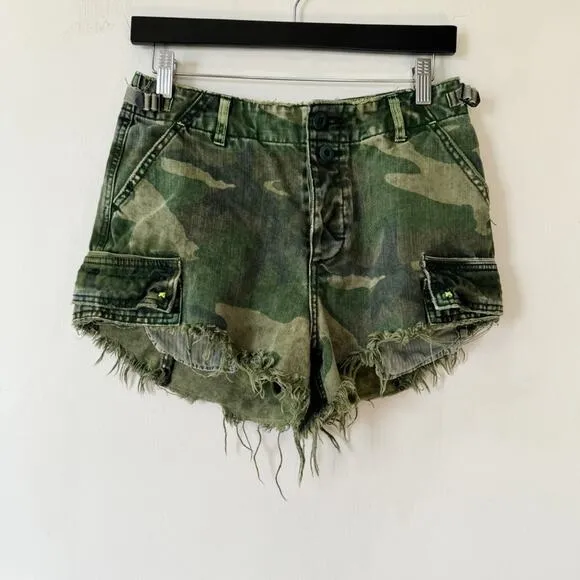 Free People We The Free Green Camo Commander Cut Off Denim Shorts 2