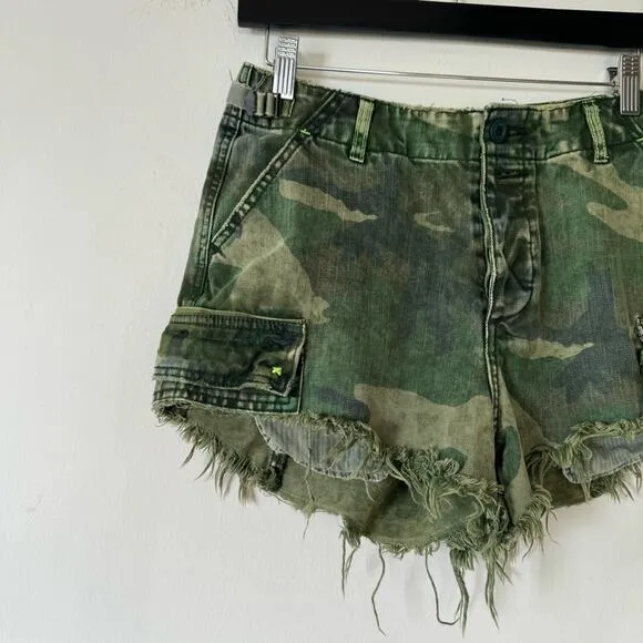 Free People We The Free Green Camo Commander Cut Off Denim Shorts 2