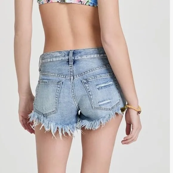 Free People We the Free Loving Good Vibrations Distressed Denim Shorts Sz. 24