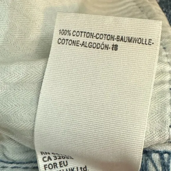 Free People We the Free Loving Good Vibrations Jean Shorts in Somerset - Size 30