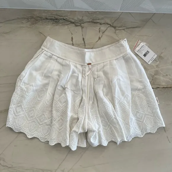 Free People White Azalea A Line Shorts
