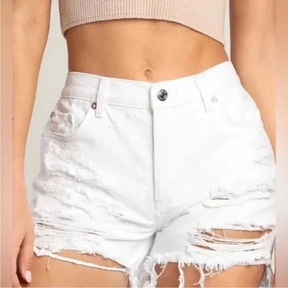 FREE PEOPLE - White Mid Rise Distressed Denim Shorts Maggie size 28 NWT