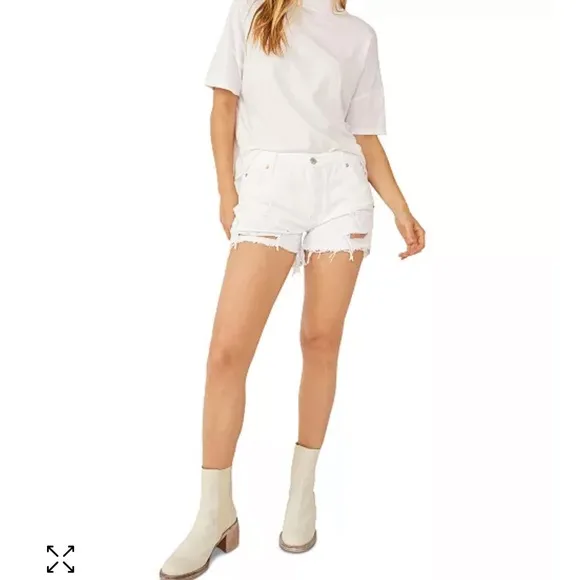 Free PeopleMaggie Mid Rise Frayed Hem Distressed Denim Shorts.
