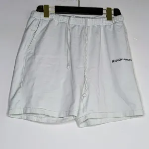 FRIENDS WITH ANIMALS • Women's Shorts Size Large | FWA