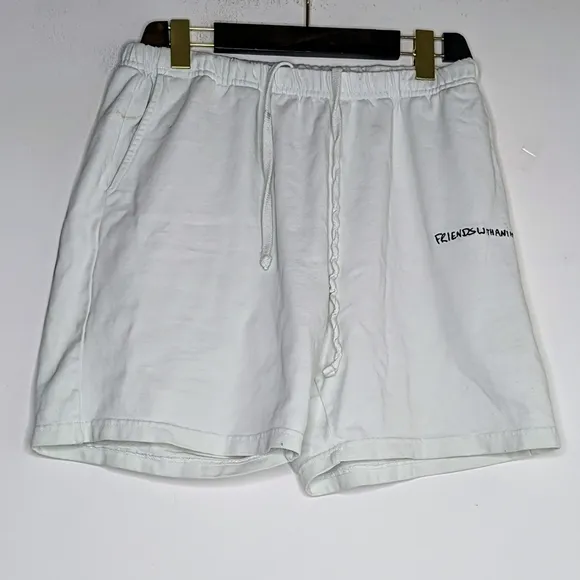 FRIENDS WITH ANIMALS • Women's Shorts Size Large | FWA