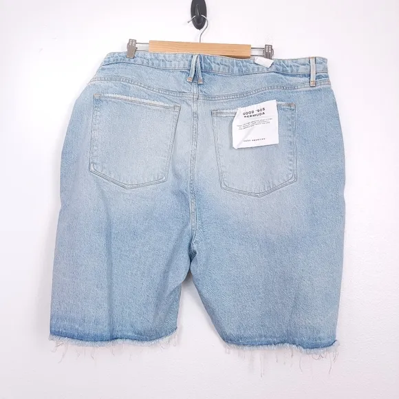 Good American ‘90S Bermuda Distressed Denim Jean Shorts In Blue695 Size 18