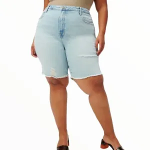 Good American ‘90S Bermuda Distressed Denim Jean Shorts In Blue695 Size 18