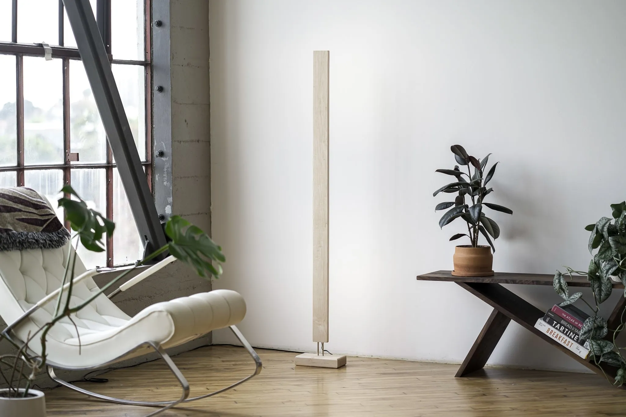 Hardwood LED Color Floor Lamp