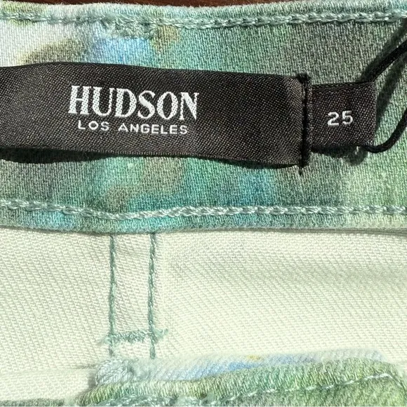 Hudson Watercolor Print Shorts, 25, NWT