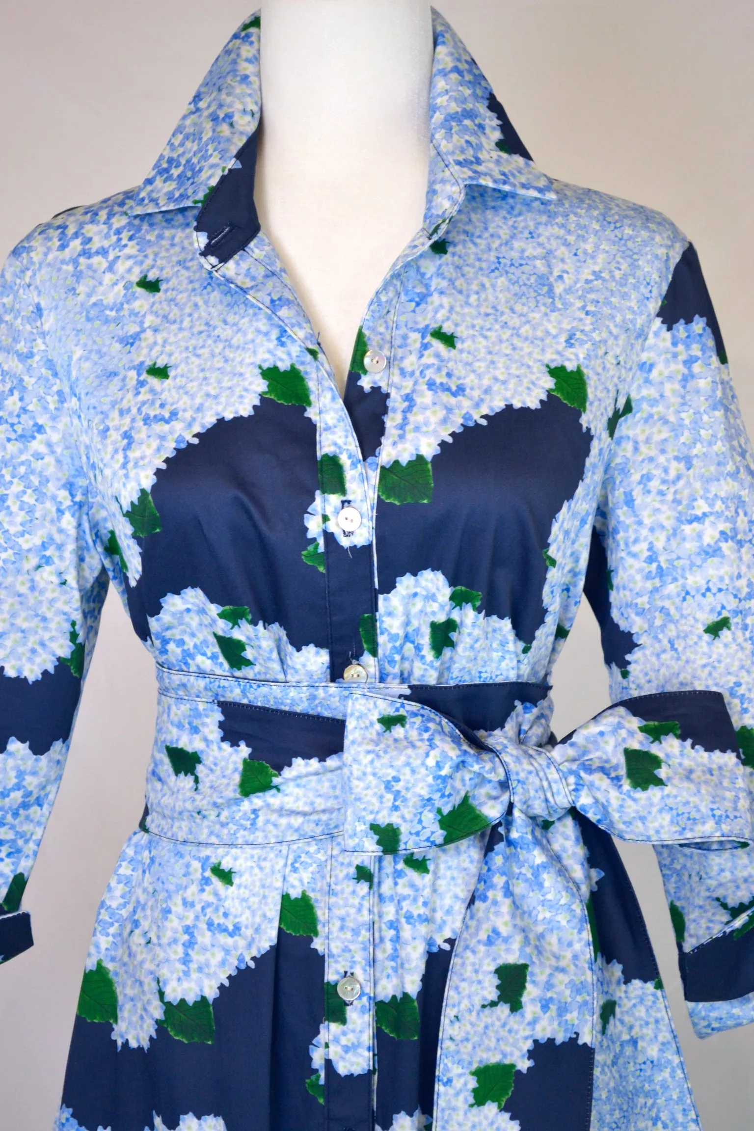 Huntington in Navy Hydrangea
