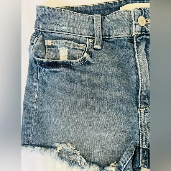 Joe's Jeans The Ozzie Mid Rise Raw Hem Shorts. Size 27