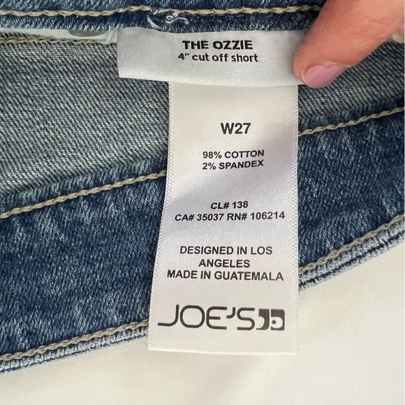 Joe's Jeans The Ozzie Mid Rise Raw Hem Shorts. Size 27