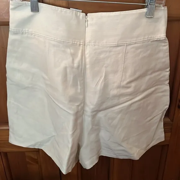 Joie Tailored Brenten Pleated Women’s Shorts.