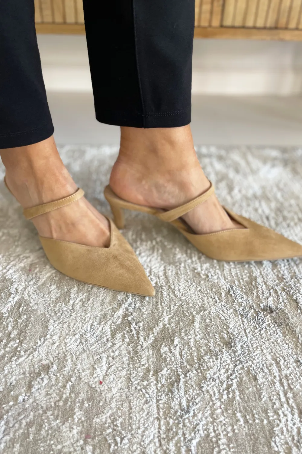 Kanika Heel