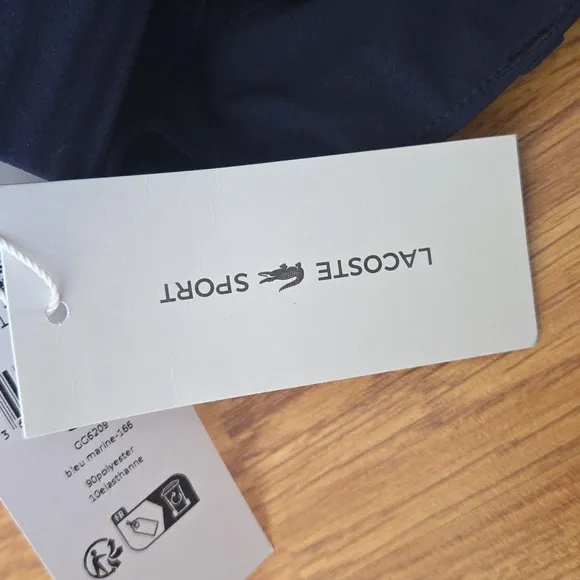 Lacoste Sport Women's Navy Golf Shorts NWT Size 34 Small