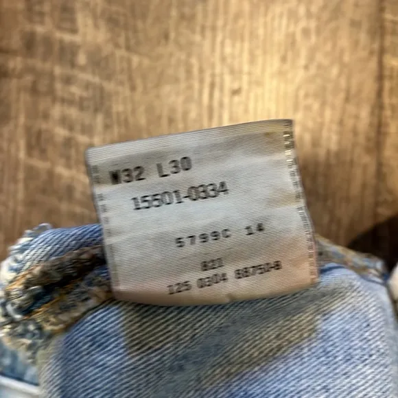 Levi 501 cut off shorts size 32.