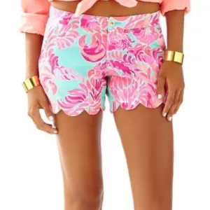 Lilly Pulitzer | Love Birds Buttercup Shorts 🦩