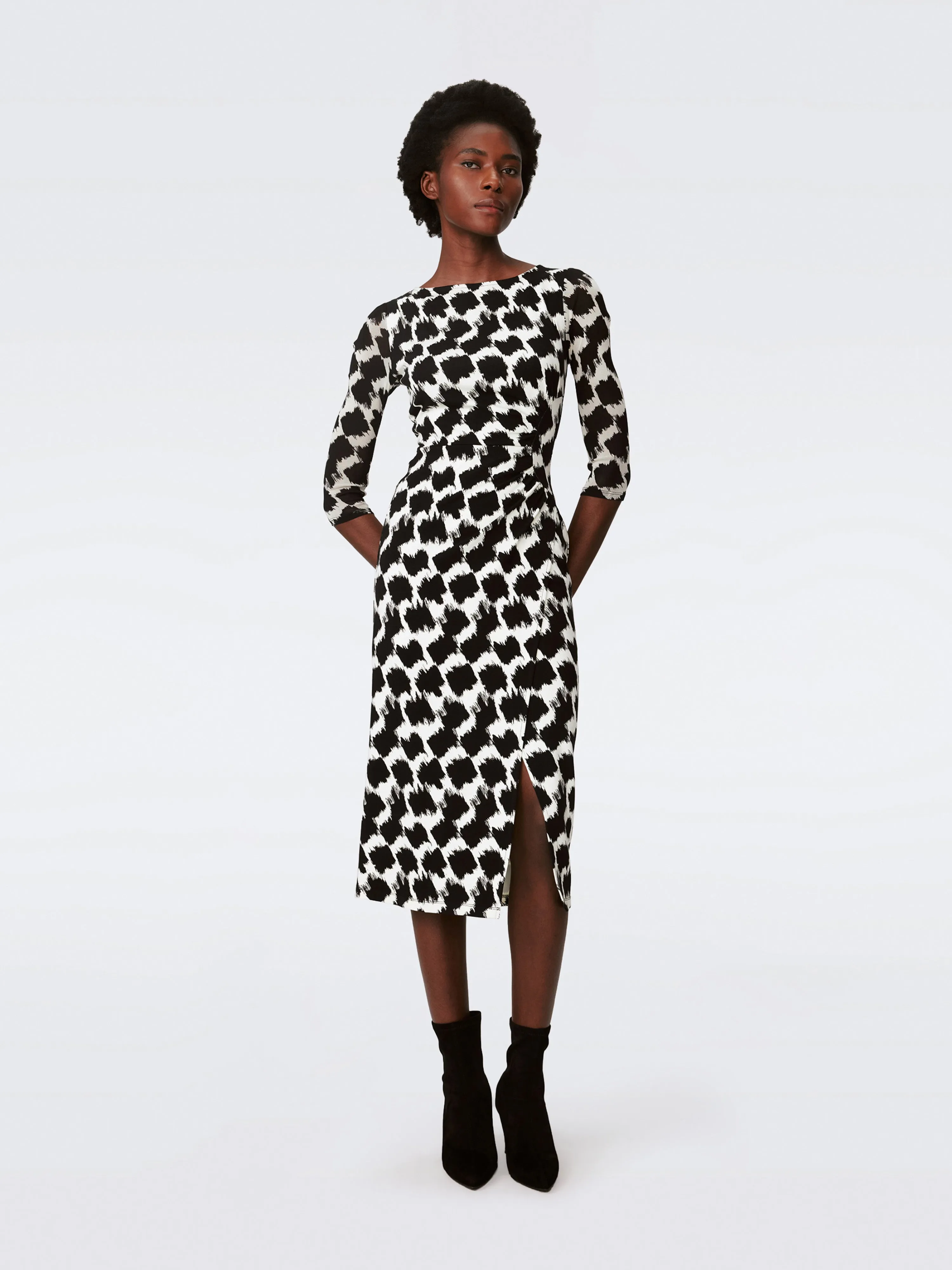 Linea Dress