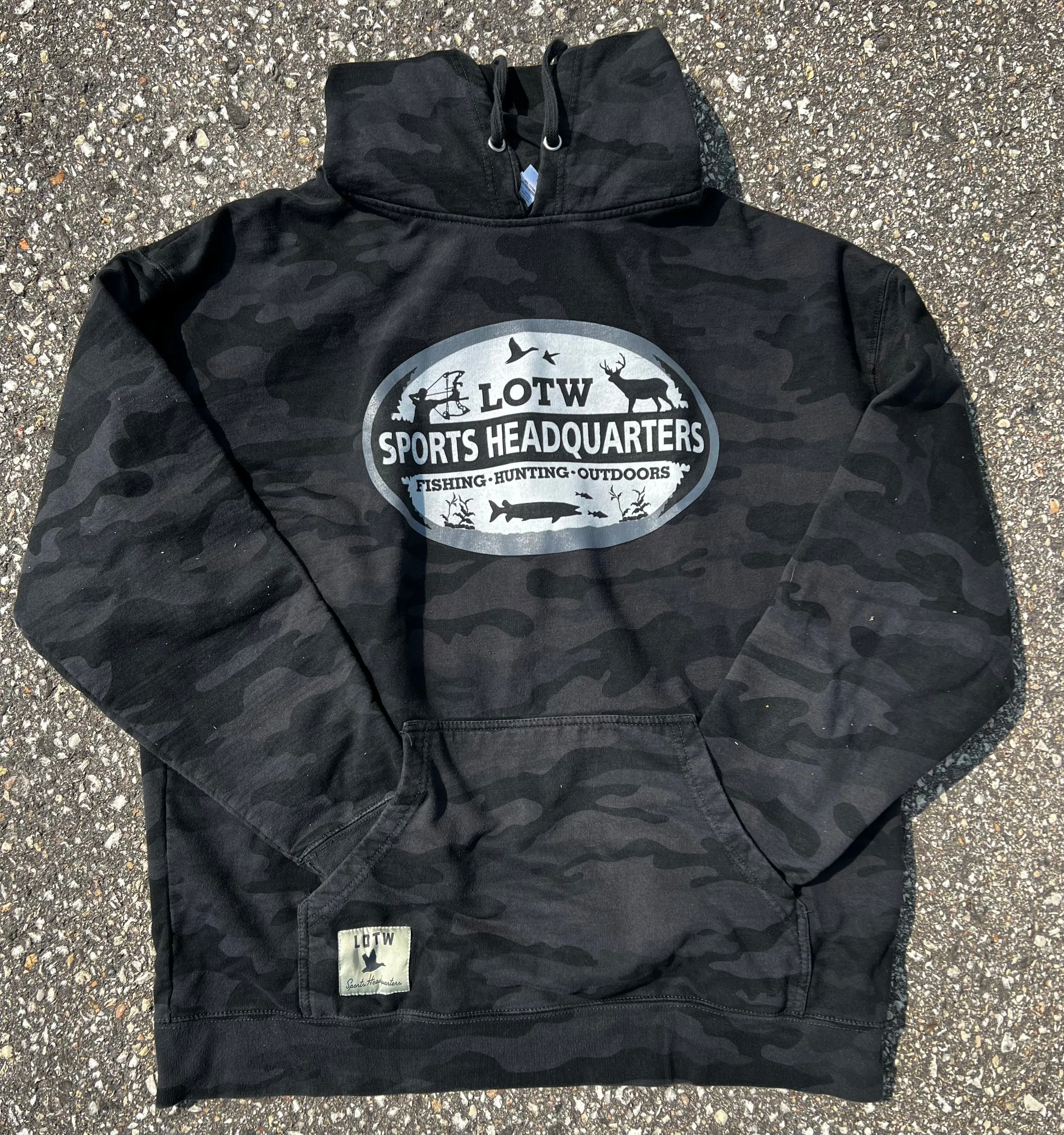 LOTW Hoody