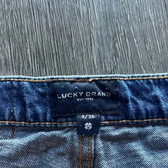Lucky Brand 90s Midi High Rise Denim Shorts ✧ Size 2/26