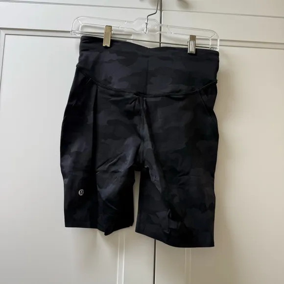 Lululemon Base Pace High-Rise Short 8’’