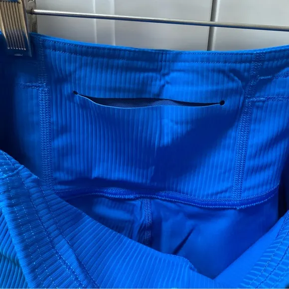 Lululemon Base Pace Ribbed High-Rise Short 6’’