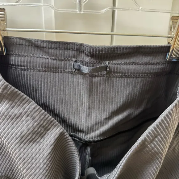 Lululemon Base Pace Ribbed High-Rise Short 6’’