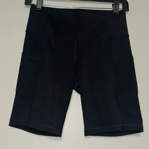 Lululemon Biker Shorts SZ6. Fast and free