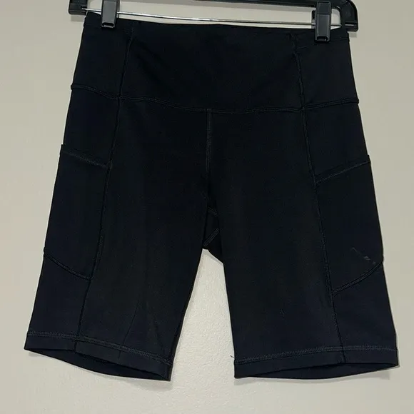 Lululemon Biker Shorts SZ6. Fast and free