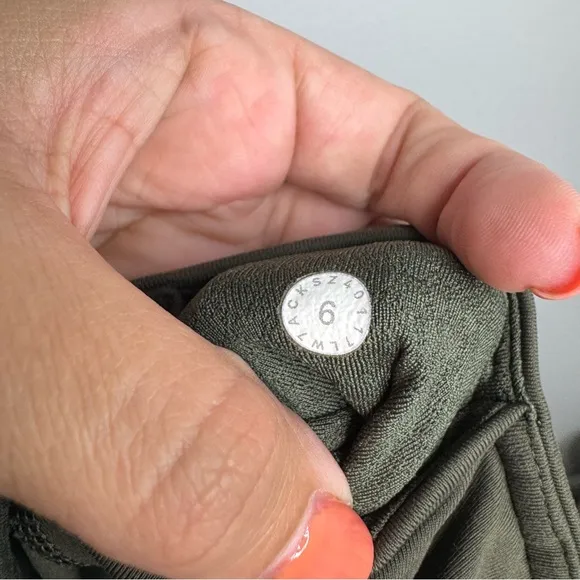 Lululemon Dark Olive Green 3.5&quot; Squad Goals Short