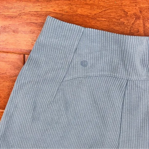 Lululemon Ribbed Softstreame Soft Stream High Rise Shorts Utility Blue Sz 4