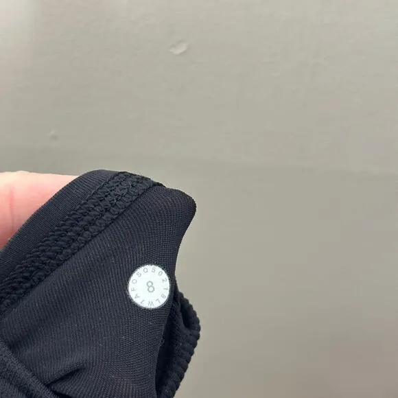 LULULEMON Seamless Moves Short *2.5&quot; Gray Black Sz 8 {3Z23}