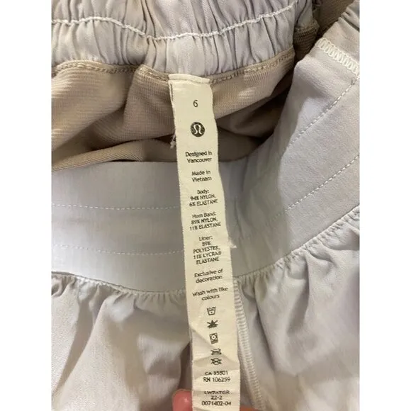 Lululemon Women's Hotty Hot Athletic Lined Shorts - 6
