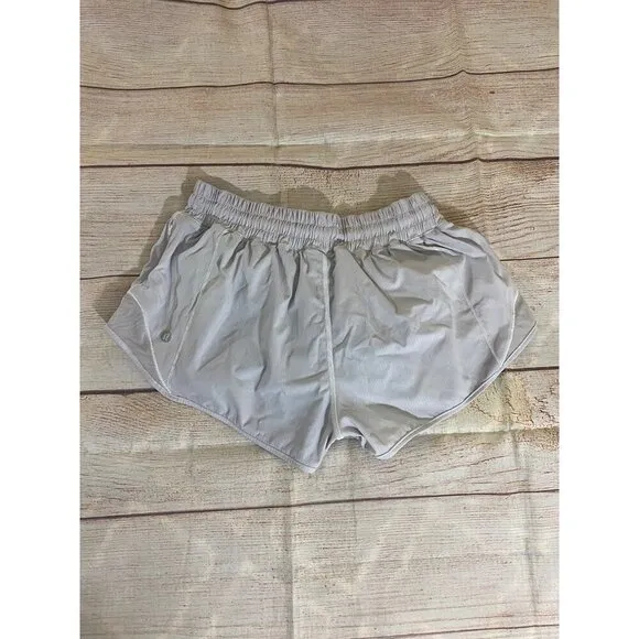 Lululemon Women's Hotty Hot Athletic Lined Shorts - 6