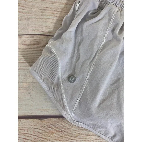 Lululemon Women's Hotty Hot Athletic Lined Shorts - 6
