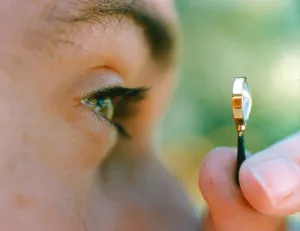 Magnifying Glass (with eye)