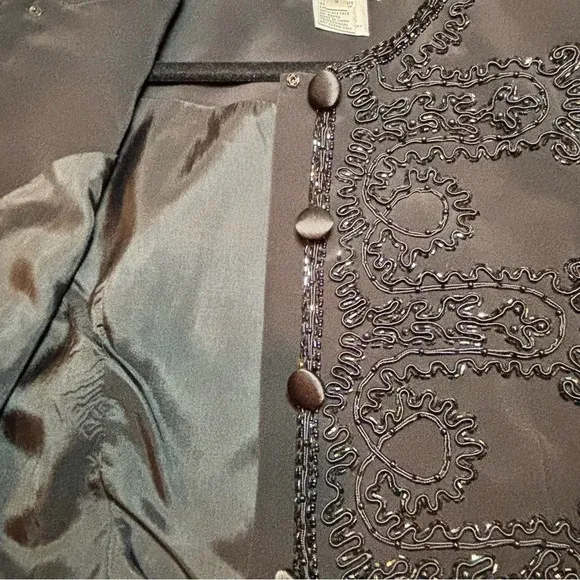 Mieka Black Beaded Embellished Cropped  Jewel Neck Evening Blazer Jacket Size 8