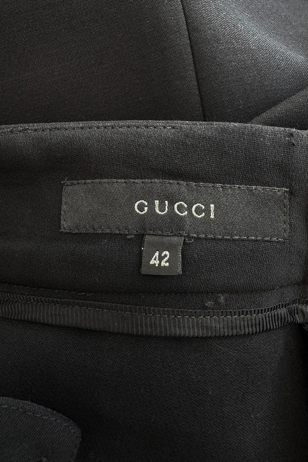 Minimalist Fall 2000 Gucci by Tom Ford Runway Look 3 Black Pant Suit w Leather Collar Detailing